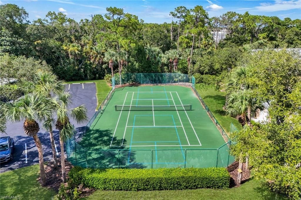 752 Wiggins Lake Dr , Unit 201, Naples, FL 34110 Photo