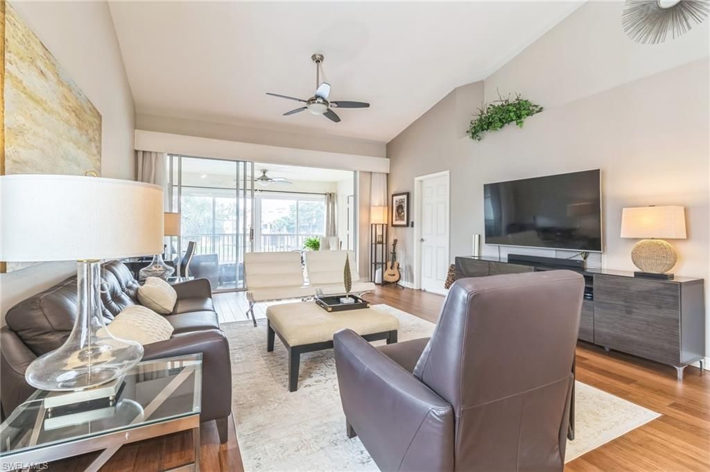 752 Wiggins Lake Dr , Unit 201, Naples, FL 34110 Photo