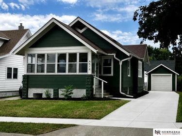 4412 Cass Street, Omaha, NE 68131