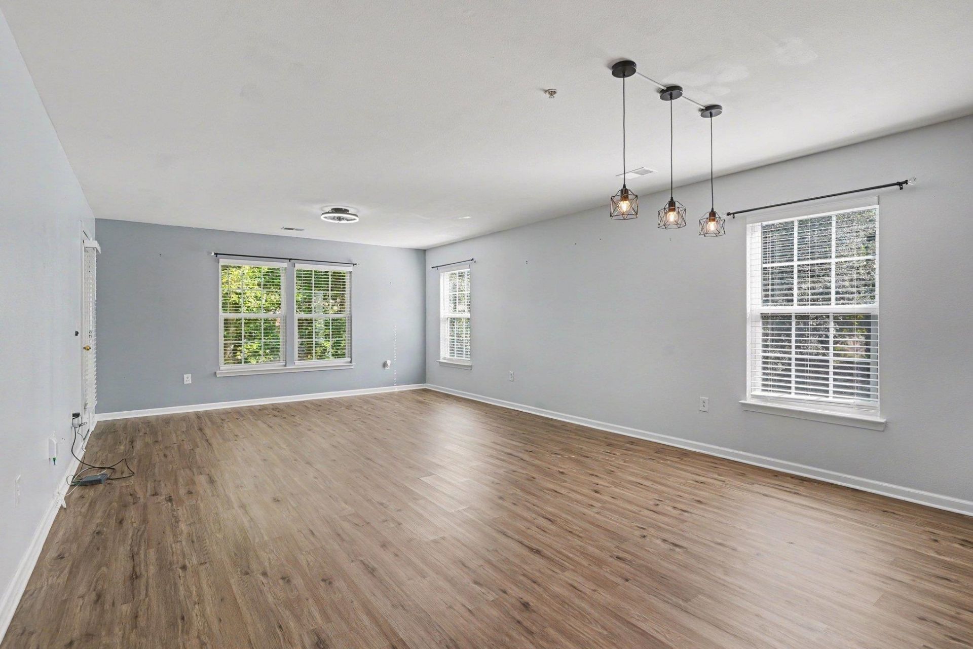 1282 River Oaks Dr. Photo 8