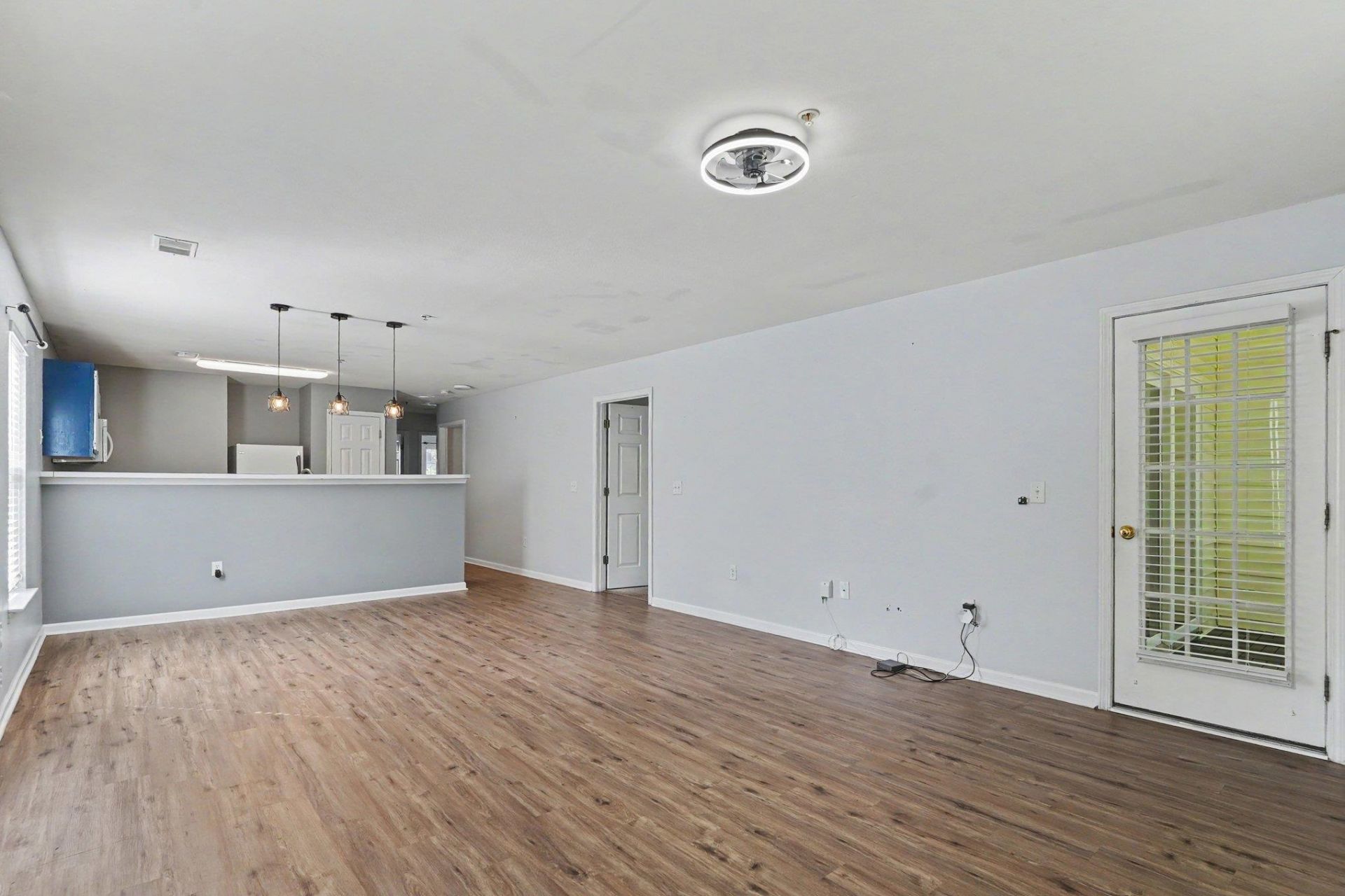 1282 River Oaks Dr. Photo 9