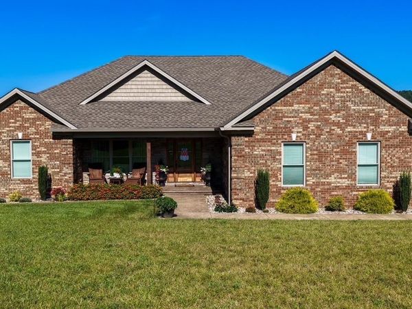 205 Heavenly Haven Drive , Horse Cave, KY 42749