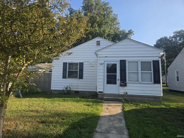1507 Jackson Avenue, Evansville, IN 47714