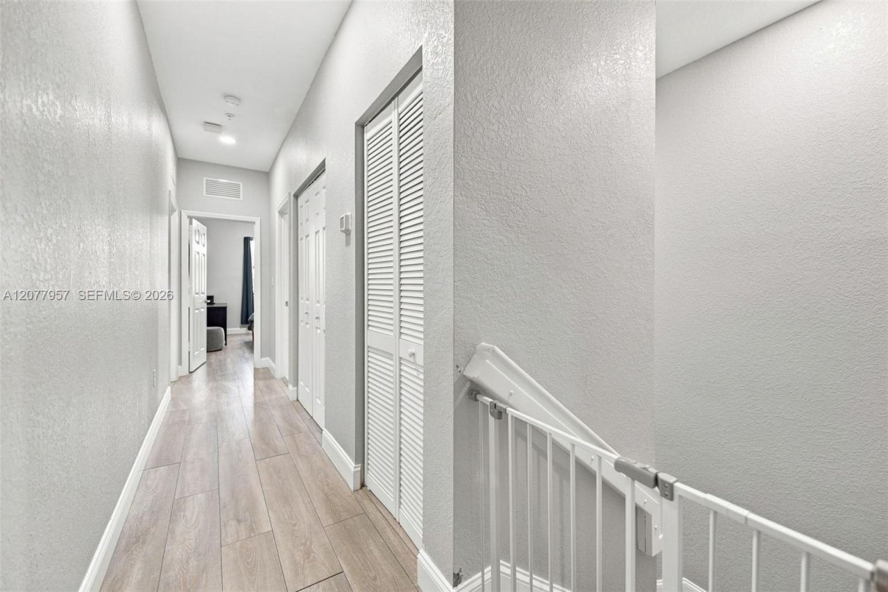 156 SW 185th Way , Pembroke Pines, FL 33029 Photo