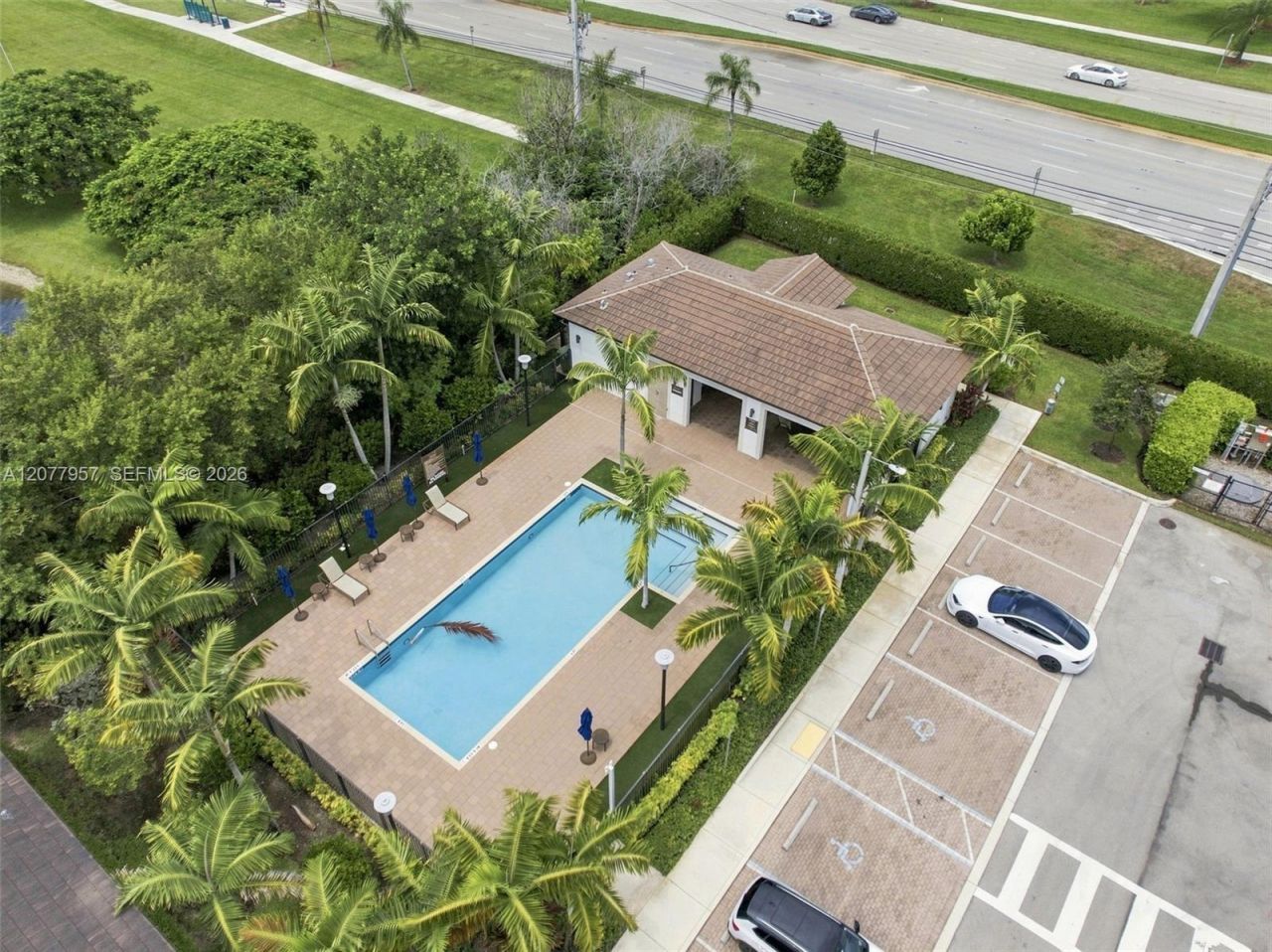 156 SW 185th Way , Pembroke Pines, FL 33029 Photo