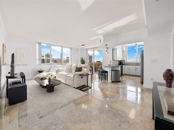 2000 N Bayshore Dr, Unit 1502, Miami, FL 33137