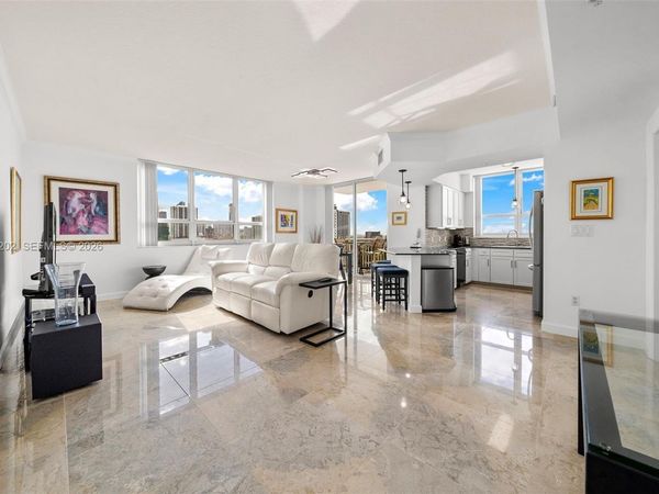 2000 N Bayshore Dr , Unit 1502, Miami, FL 33137