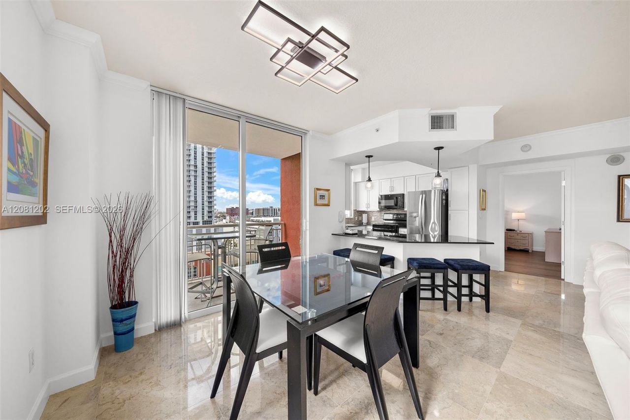 2000 N Bayshore Dr , Unit 1502, Miami, FL 33137 Photo