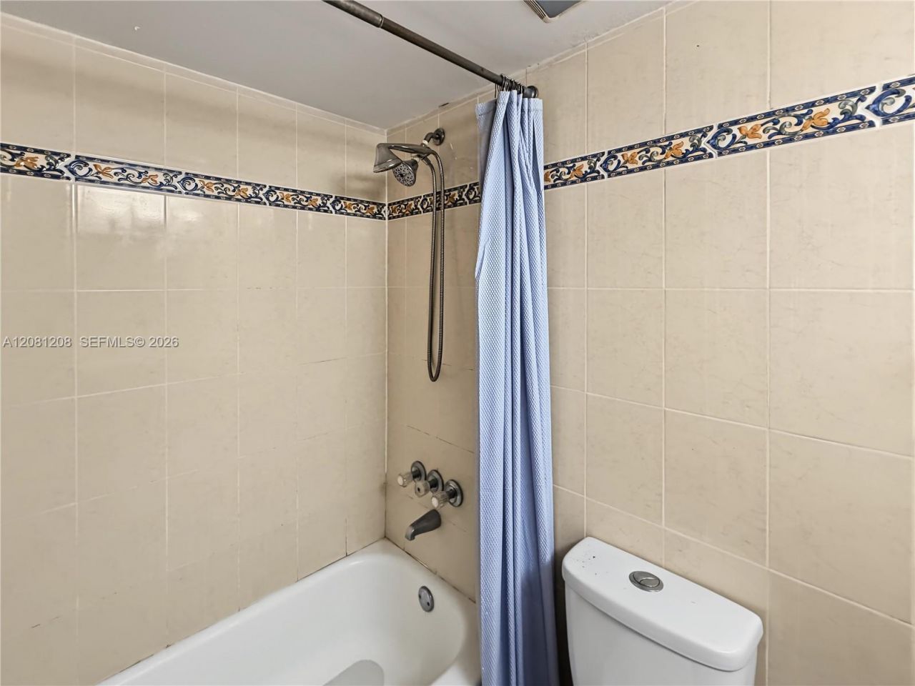 1801 S Treasure Dr, Unit 112, North Bay Village, FL 33141 Photo