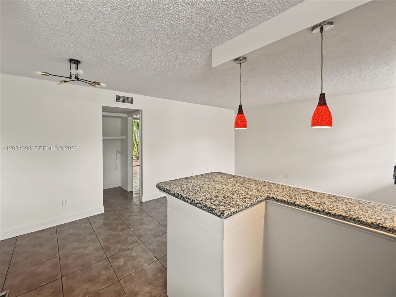 1801 S Treasure Dr, Unit 112, North Bay Village, FL 33141 Photo