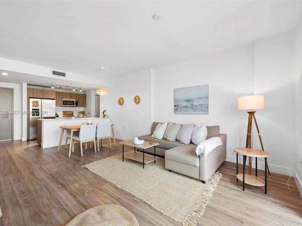 201 SW 17th Rd , Unit 411, Miami, FL 33129