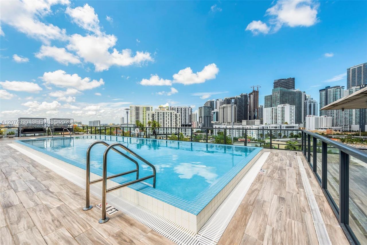 201 SW 17th Rd , Unit 411, Miami, FL 33129 Photo