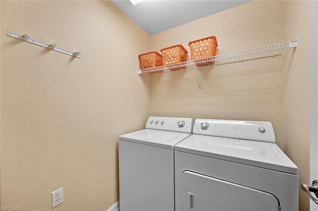 6815 Ascot Dr , Unit 102, Naples, FL 34113 Photo