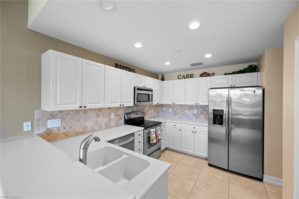 6815 Ascot Dr , Unit 102, Naples, FL 34113 Photo