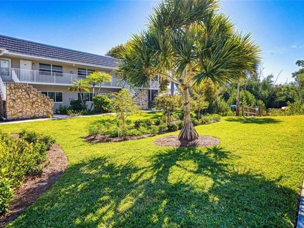 601 Periwinkle WAY , Unit D-7, SANIBEL, FL 33957
