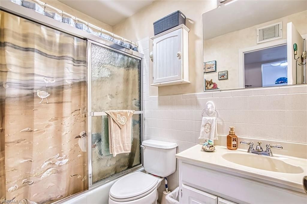 601 Periwinkle Way , Unit D-7, Sanibel, FL 33957 Photo