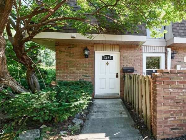 1352 Tishman Lane , Indianapolis, IN 46260