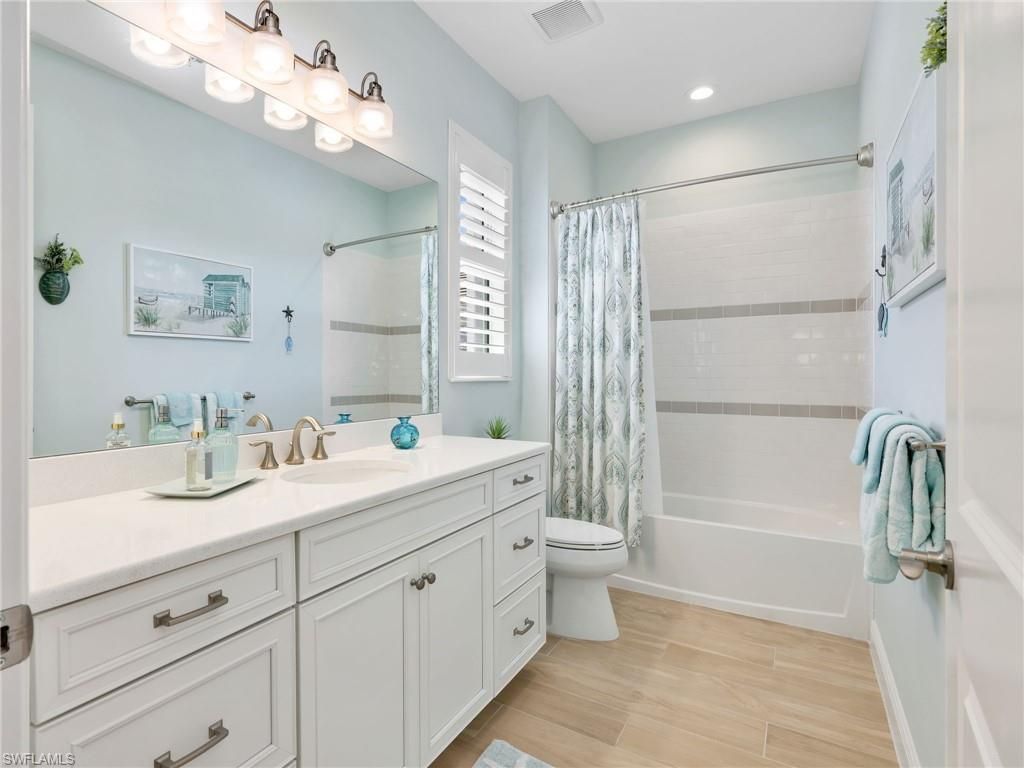 2543 Seychelles Dr , Unit 605, Naples, FL 34112 Photo