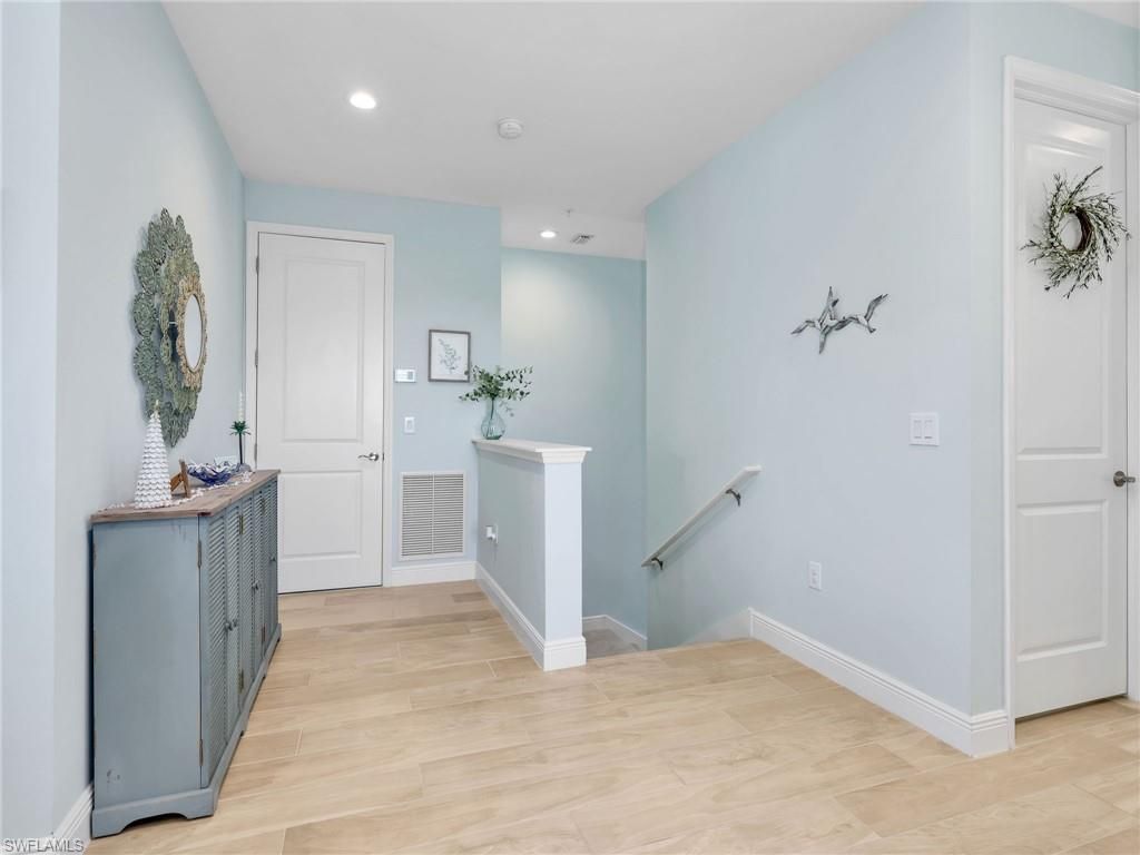2543 Seychelles Dr , Unit 605, Naples, FL 34112 Photo
