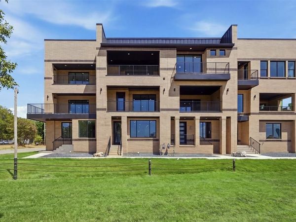 404 Vista Buena Trail, Fort Worth, TX 76111