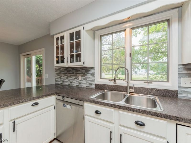 32263 Plumbrook Court, Avon Lake, OH 44012 Photo 23