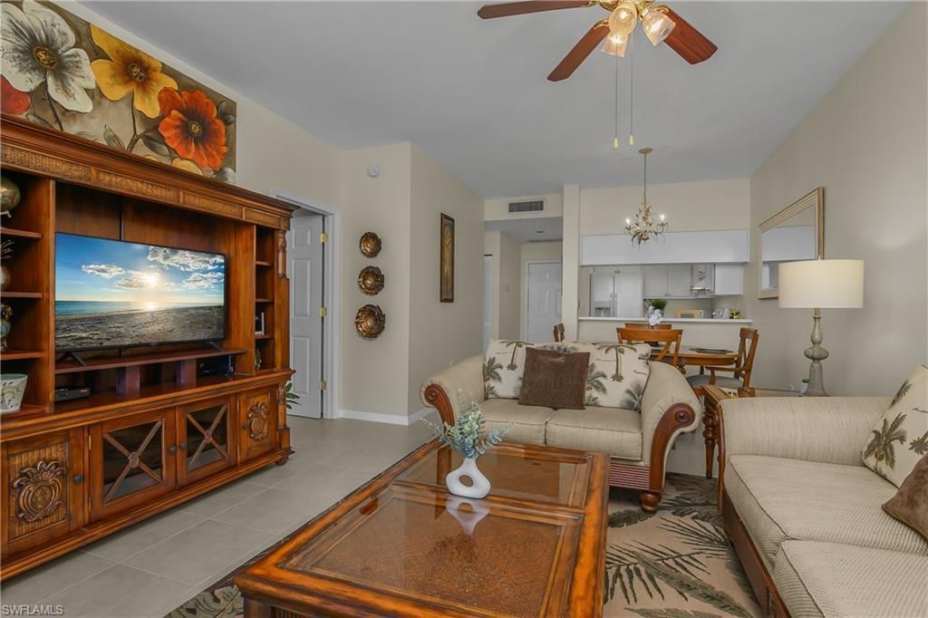 3326 Olympic Dr, Unit 424, Naples, FL 34105 Photo