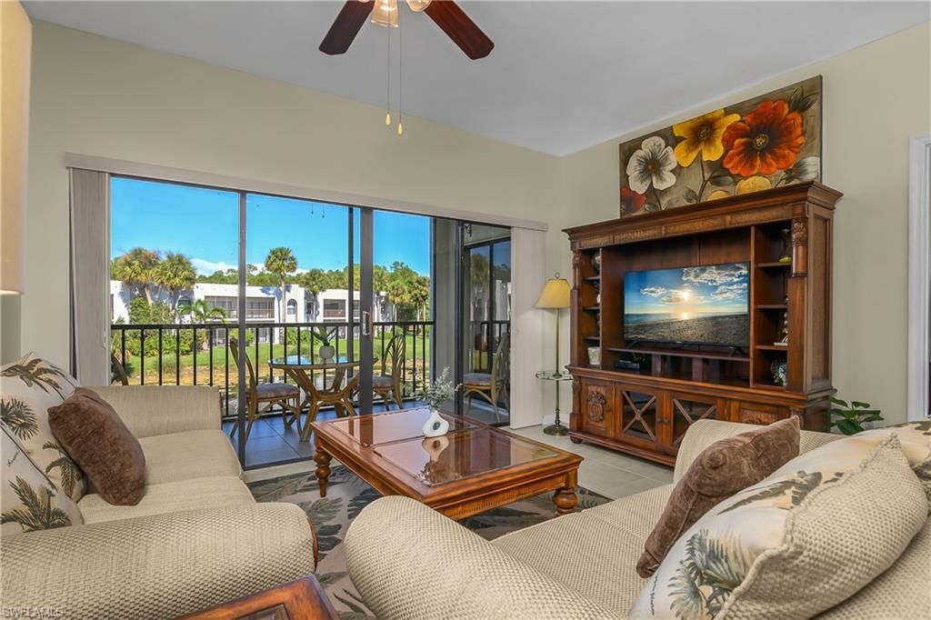 3326 Olympic Dr, Unit 424, Naples, FL 34105 Photo