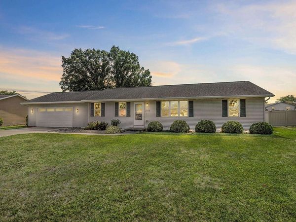2108 GADWALL LANE, Green Bay, WI 54311