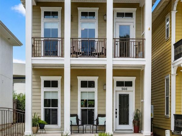 566 Santos St, Pensacola, FL 32502