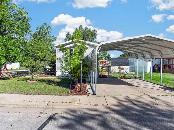 840 N Spruce Street, Rapid City, SD 57701