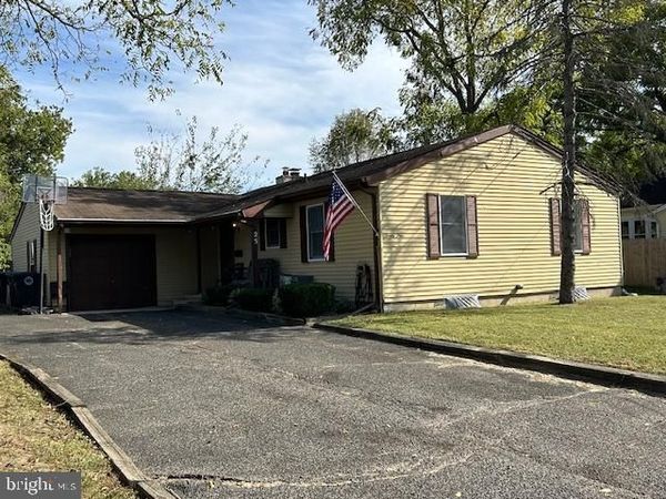 25 STATE AVENUE, LINDENWOLD, NJ 08021
