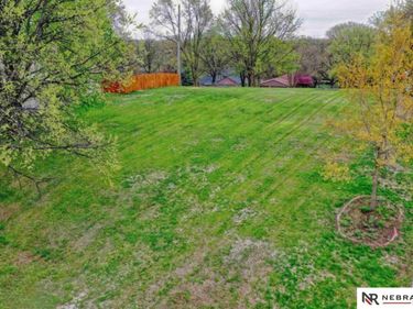 9019 Bellvue Drive, Plattsmouth, NE 68048