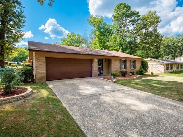 26 Loblolly Drive, Little Rock, AR 72204