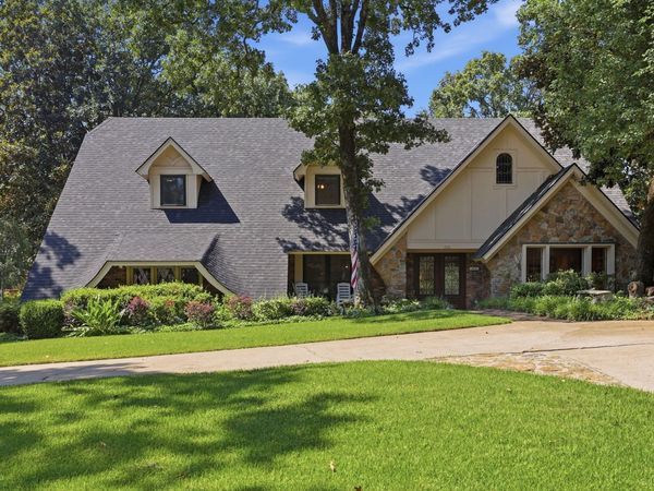 800 Silverwood Trail, North Little Rock, AR 72116