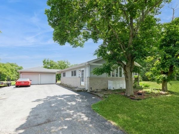 23765 S Loomis Street , Crete, IL 60417