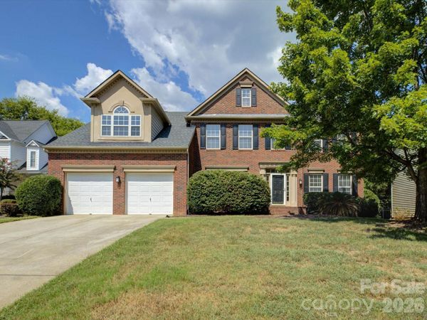 605 Queenswater Lane, Waxhaw, NC 28173