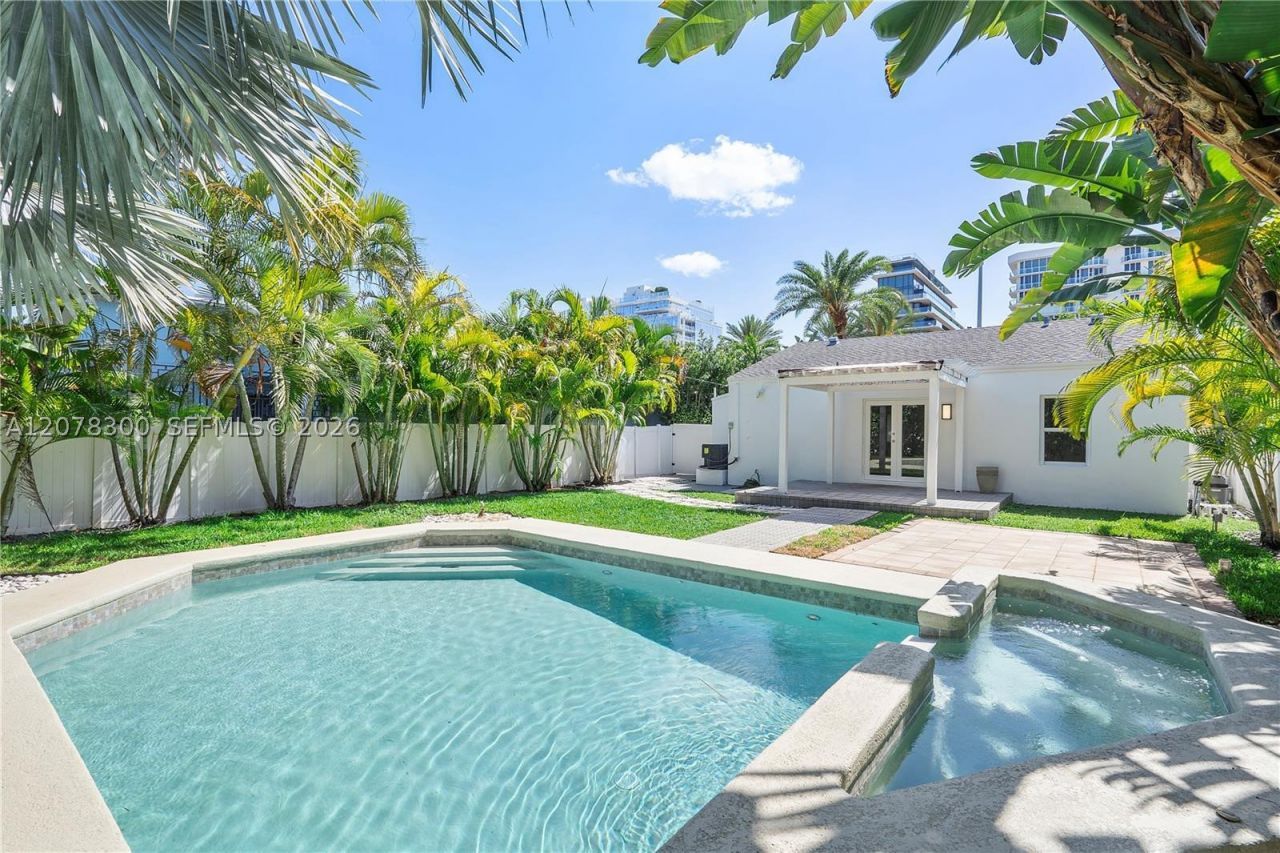 8934 Harding , Unit N/A, Surfside, FL 33154 Photo
