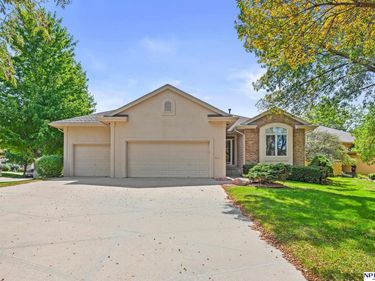 903 S 177th Circle, Omaha, NE 68118