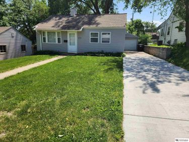 6779 Franklin Street, Omaha, NE 68104