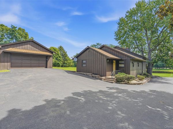 334 Plattekill Road , Marlboro, NY 12542