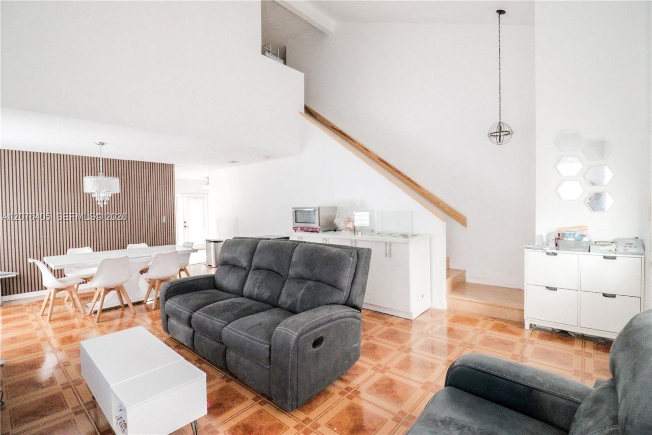14615 SW 142nd Place Cir , Miami, FL 33186 Photo