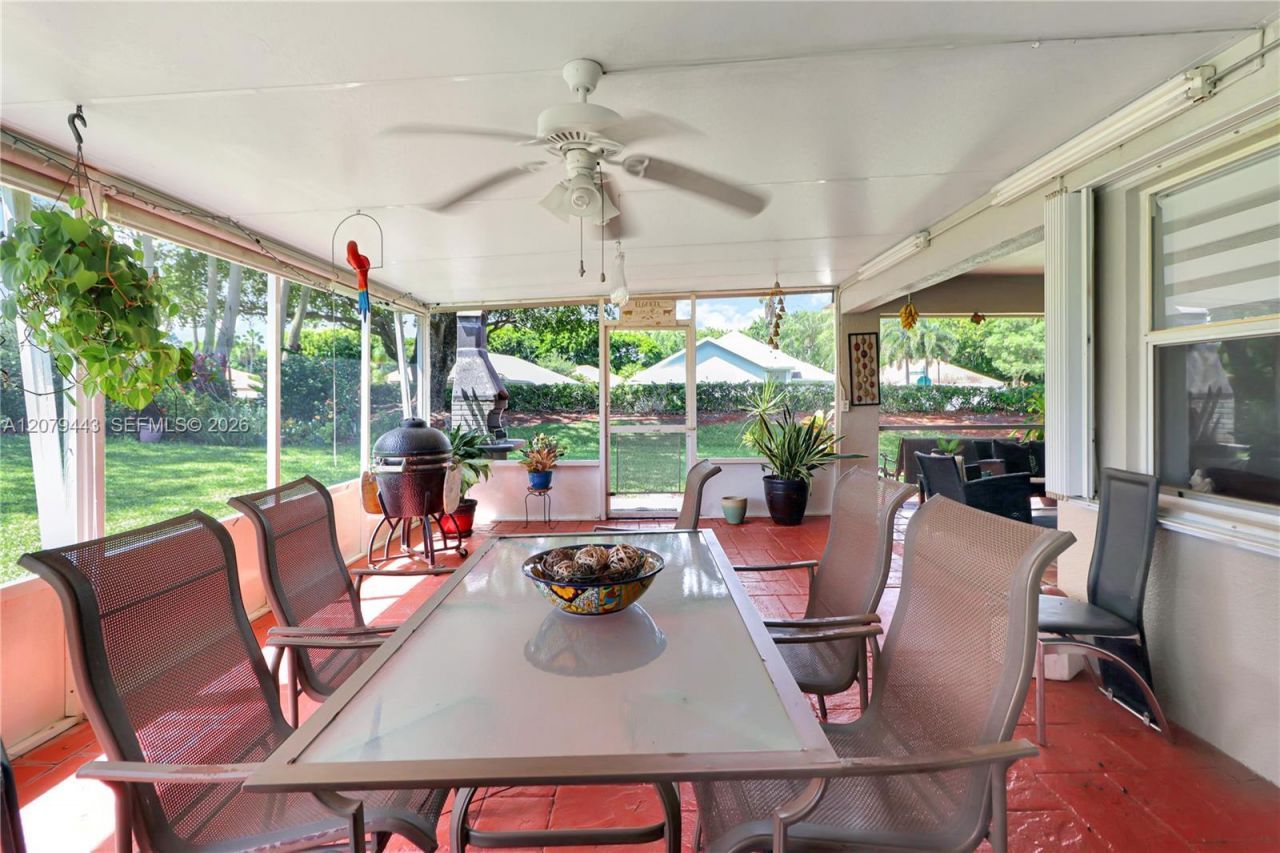 590 SE 19th Dr, Homestead, FL 33033 Photo