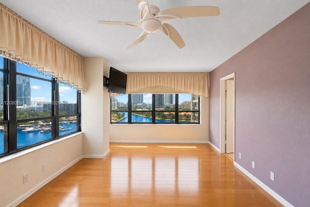 500 Three Islands Blvd, Unit 618, Hallandale Beach, FL 33009 Photo