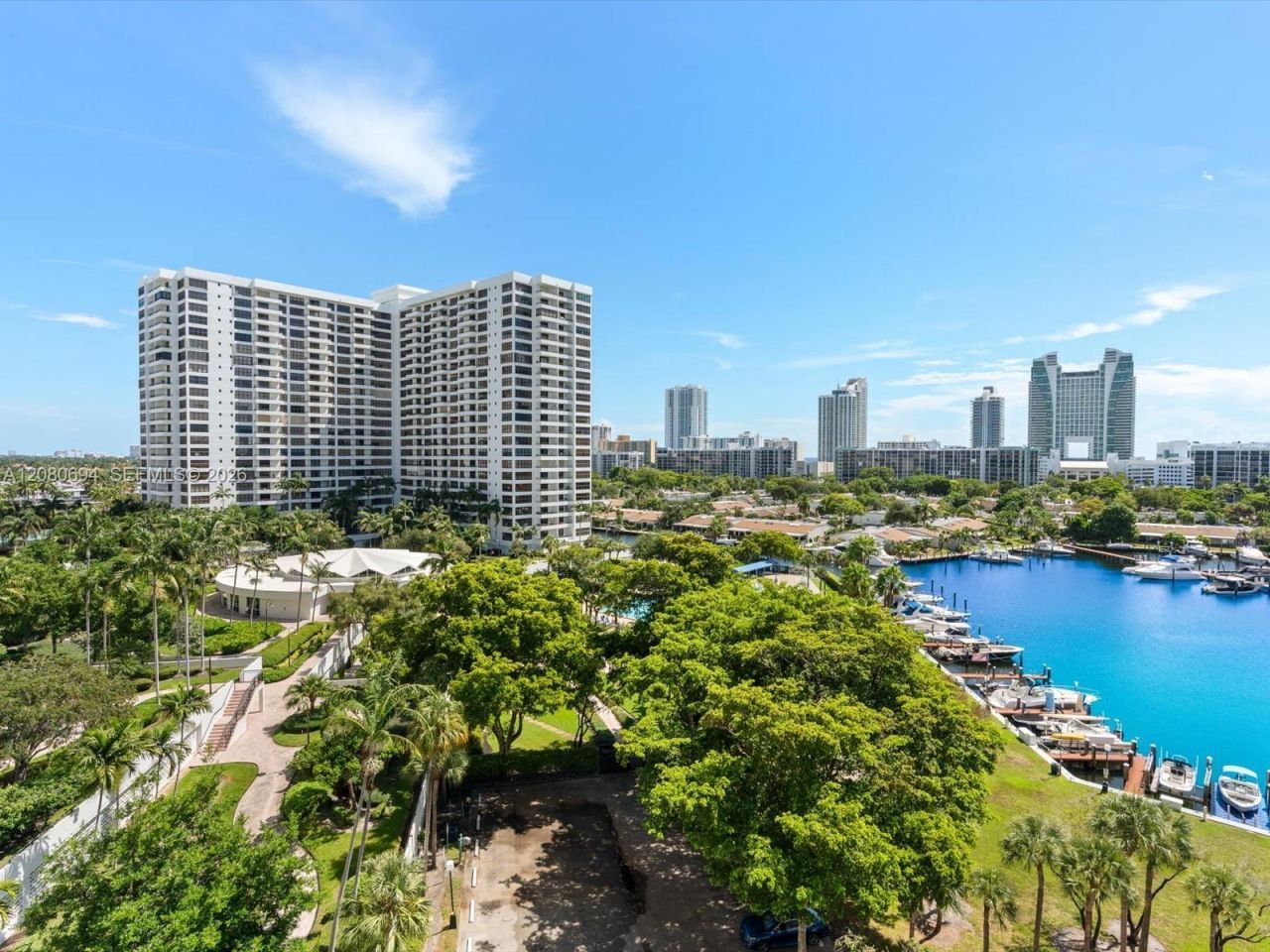 500 Three Islands Blvd, Unit 618, Hallandale Beach, FL 33009 Photo