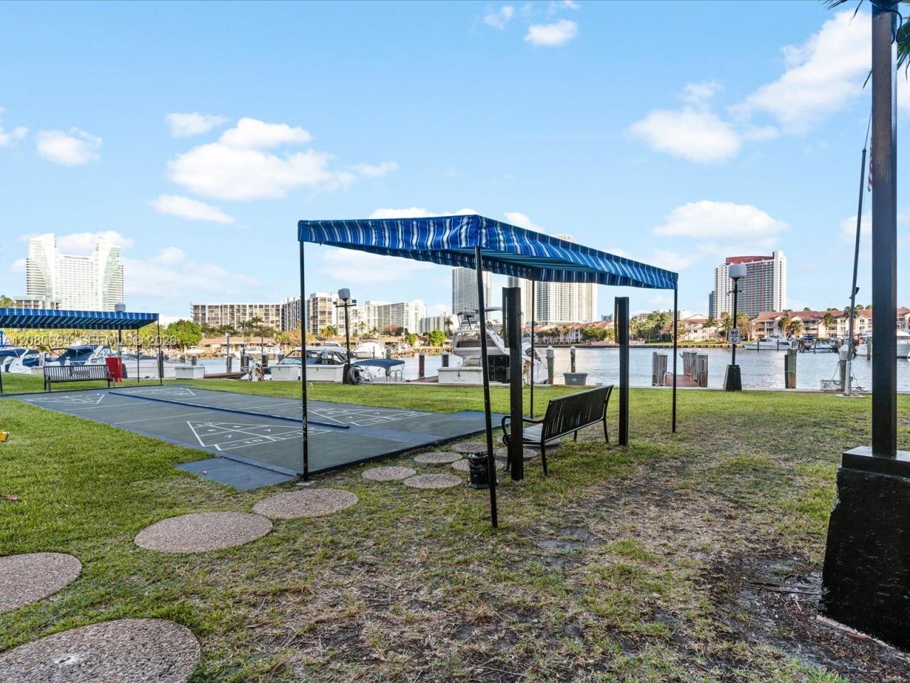500 Three Islands Blvd, Unit 618, Hallandale Beach, FL 33009 Photo