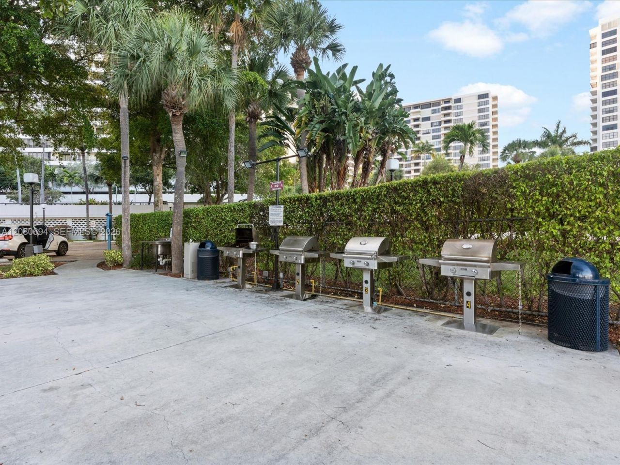 500 Three Islands Blvd, Unit 618, Hallandale Beach, FL 33009 Photo