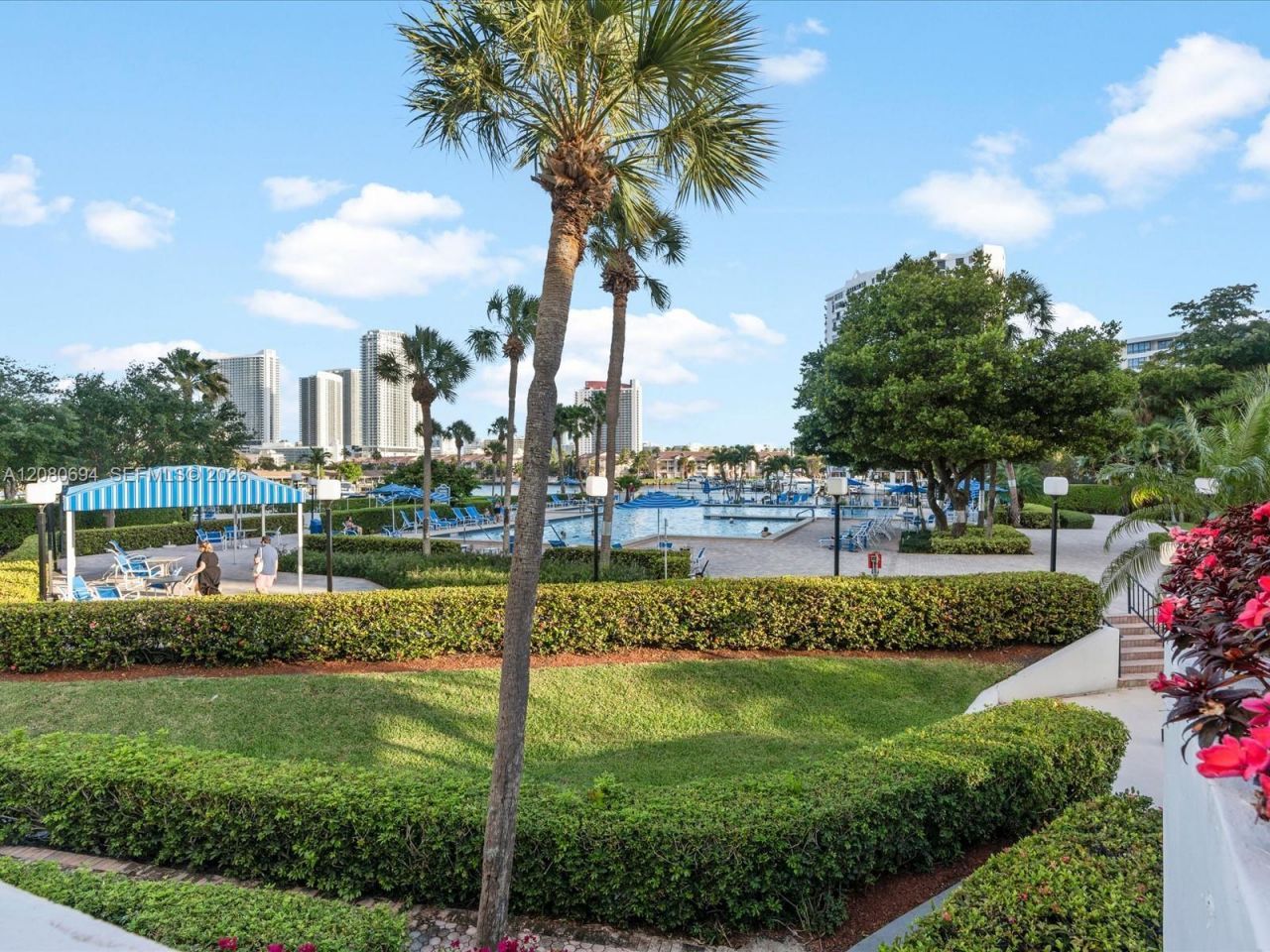 500 Three Islands Blvd, Unit 618, Hallandale Beach, FL 33009 Photo