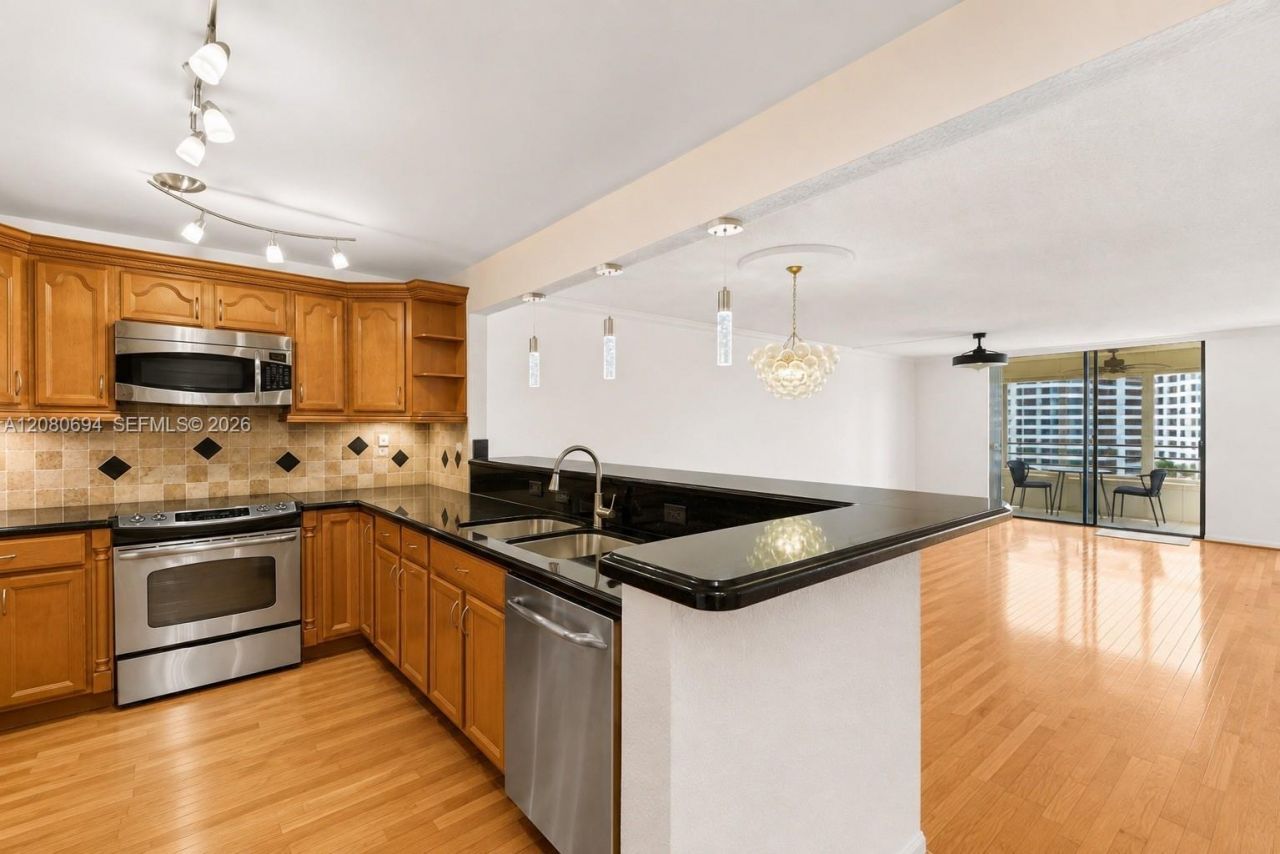 500 Three Islands Blvd, Unit 618, Hallandale Beach, FL 33009 Photo