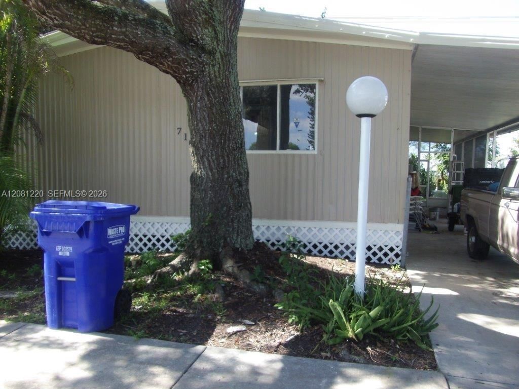 710 NW 219th Ave, Pembroke Pines, FL 33029 Photo