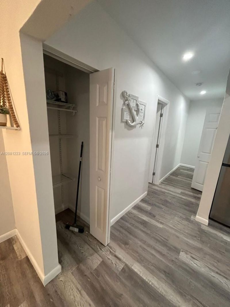 2655 SW 24th Ave , Unit 4, Miami, FL 33133 Photo